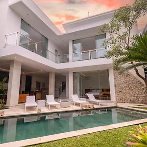 Villa Kusamakura, Seminyak (Bali)